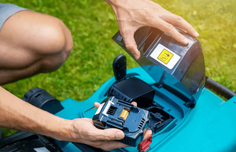 battery mower demonstration in patterson lakes, melbourne, victoria